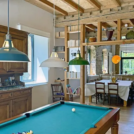 Venkovský dům Avec Terrasse, Billard, Et Animaux Acceptes *